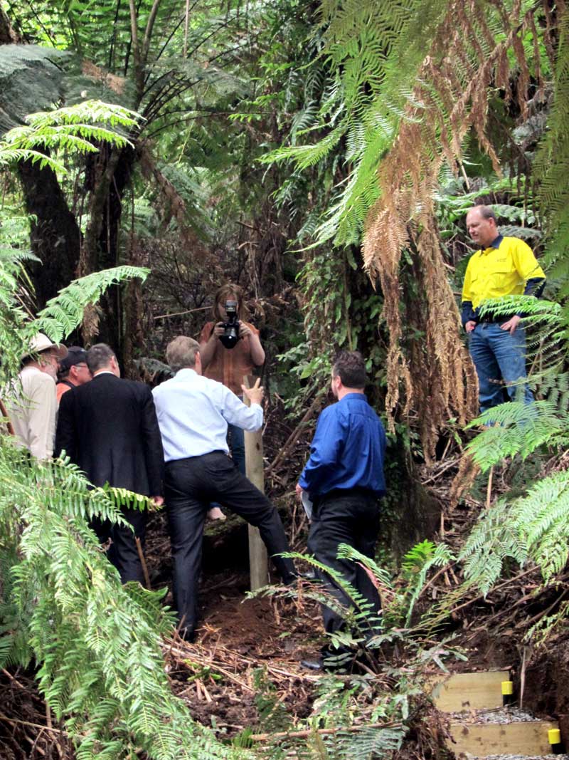 deputy-premier-peter-ryan-installs-first-marker-to-launch-co
