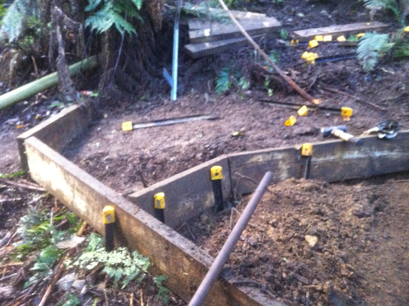 Constructing-steps-at-Jumbuk.