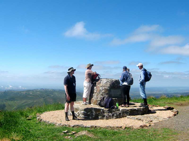 mount-tassie-rotary-cairn-overlooking-latrobe-valley